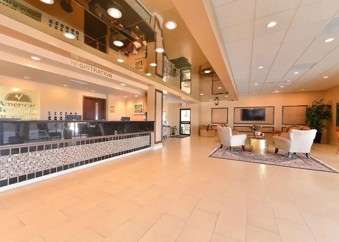 Hotels with pool Americas Best Value Inn And Suites Victoria