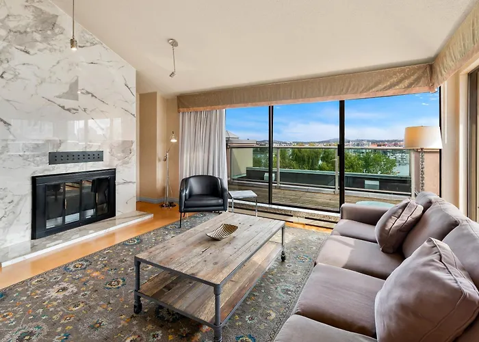 Best Western Plus Inner Harbour